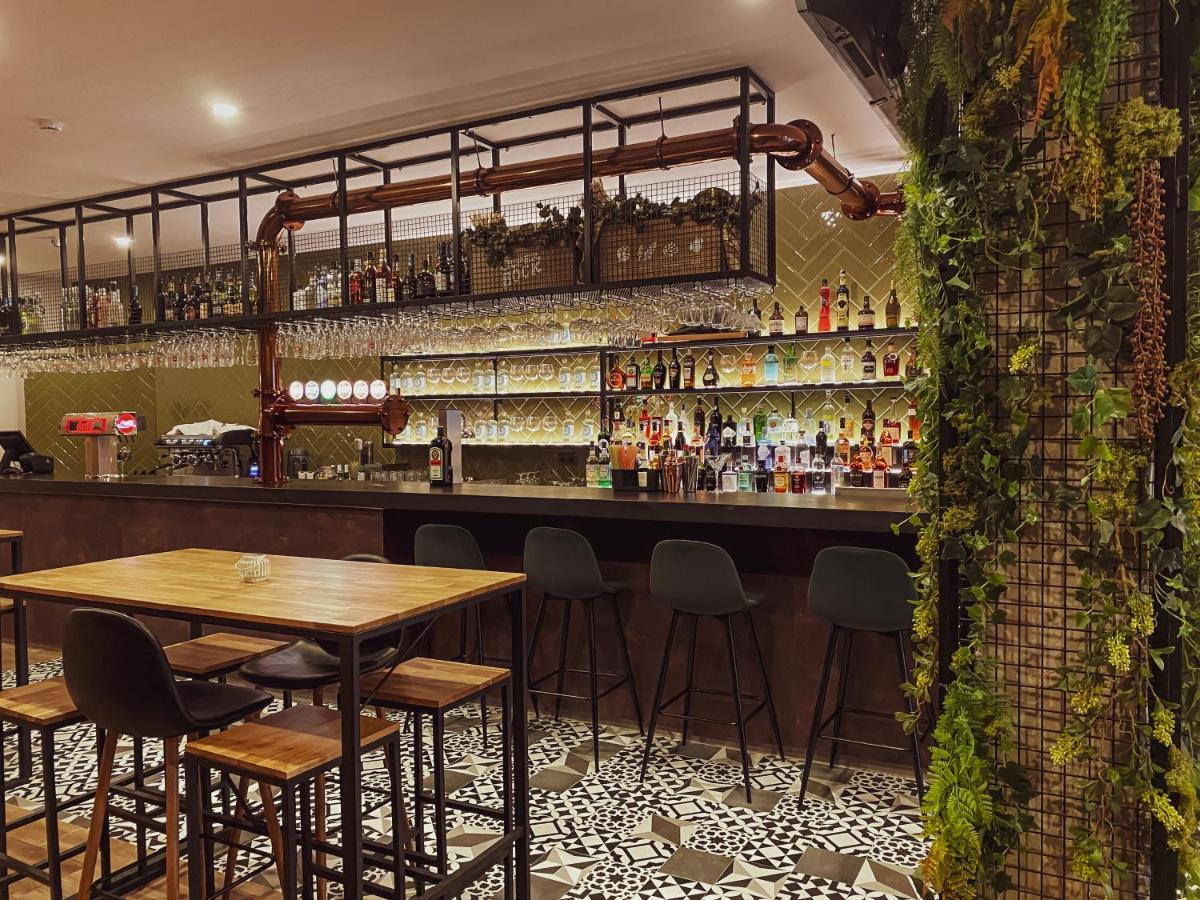 Pate'O Hostel & Suites Овар Екстериор снимка