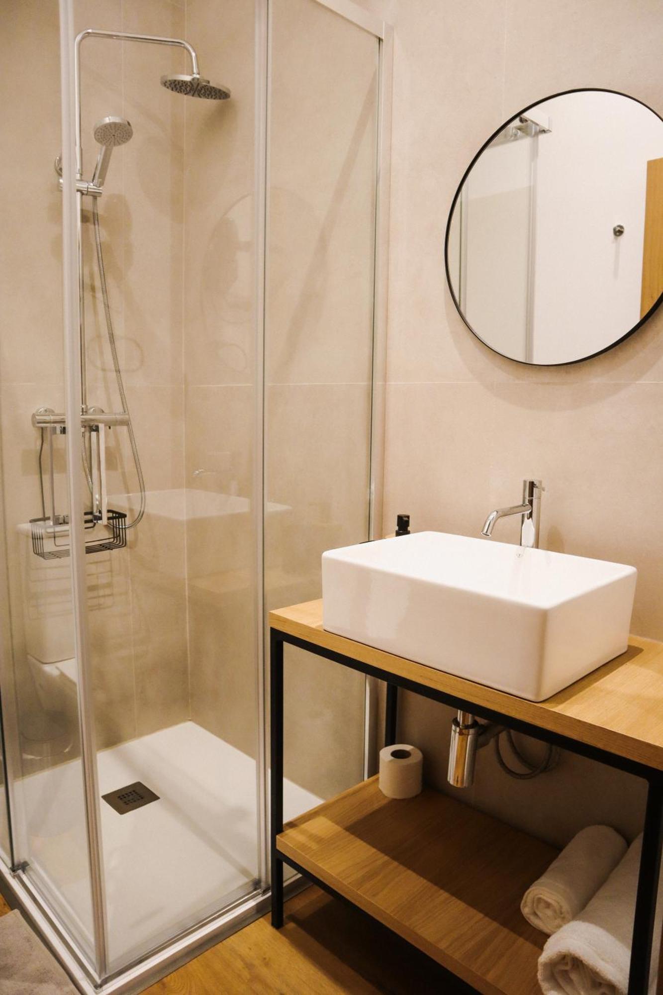 Pate'O Hostel & Suites Овар Екстериор снимка